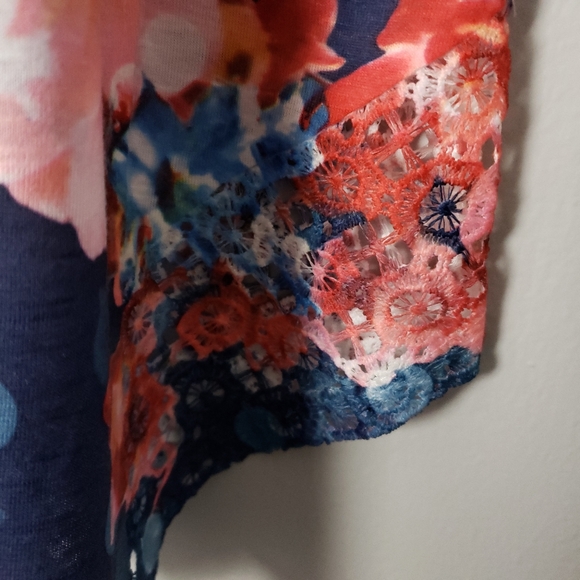 Time And Tru tank (M) 8-10 - Picture 4 of 6